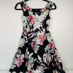 White House Black Market Floral Fit & Flare Dress, Size 0